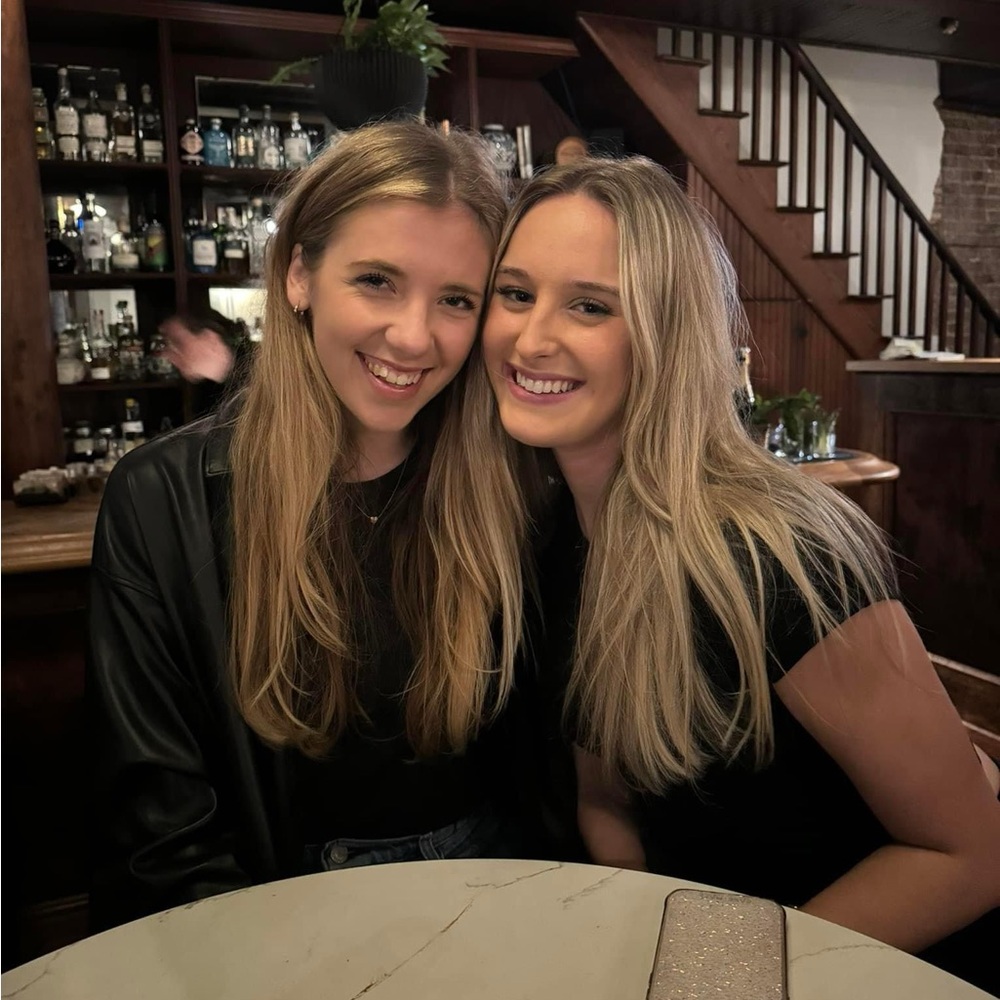 Meet your Posher, Maya